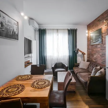 Cinematique - Designer 1bd On Solunska Apartment