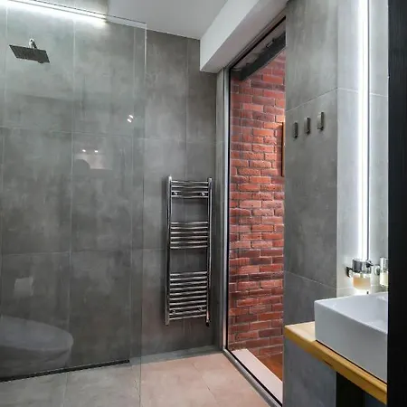 Cinematique - Designer 1bd On Solunska София